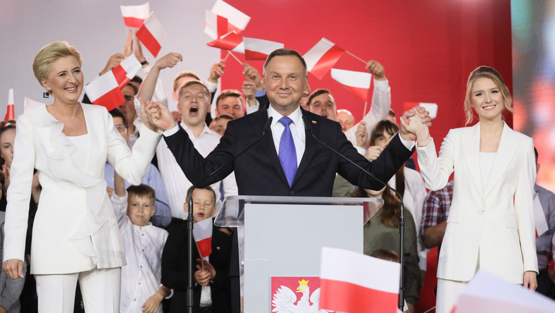 Standing up for the 'real' Poland: how Duda exploited rural-urban divide to  win re-election, Poland